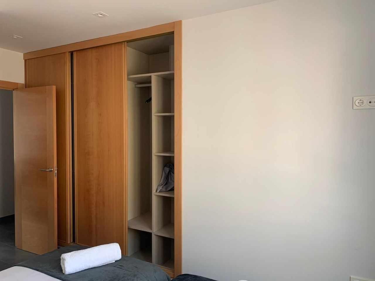 Ramon Y Cajal Suites De Luxe เลออน ภายนอก รูปภาพ