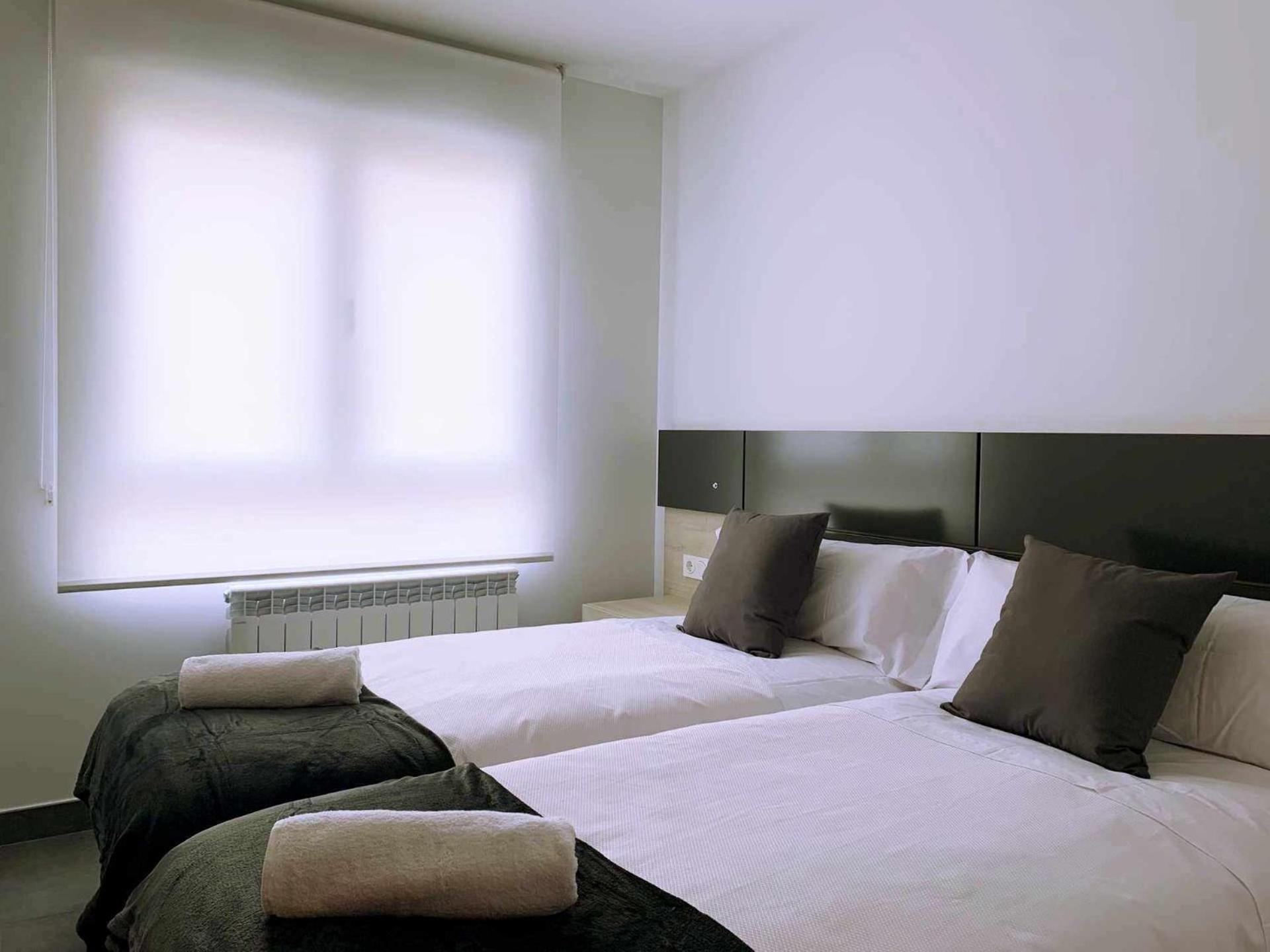 Ramon Y Cajal Suites De Luxe เลออน ภายนอก รูปภาพ