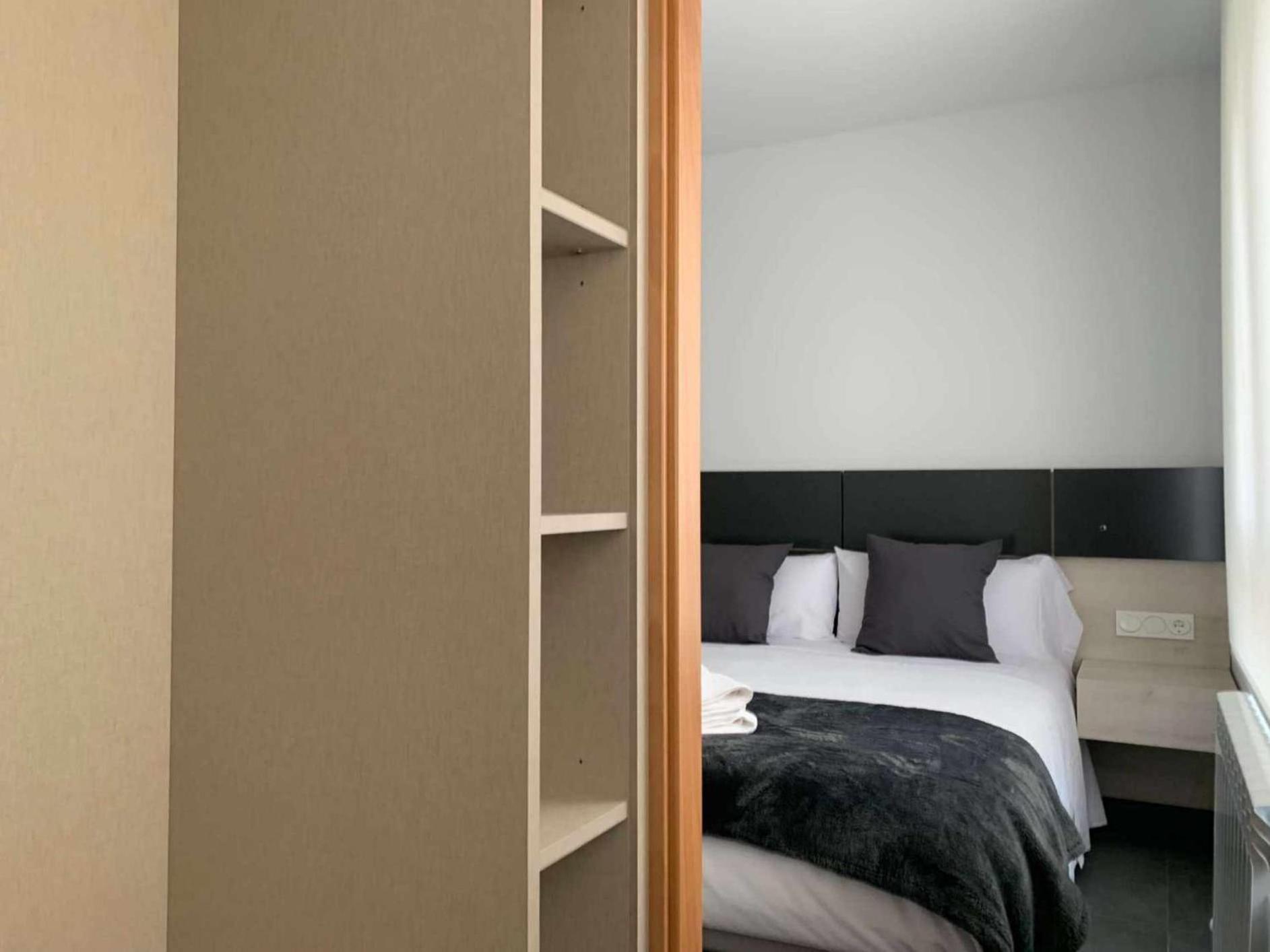 Ramon Y Cajal Suites De Luxe เลออน ภายนอก รูปภาพ