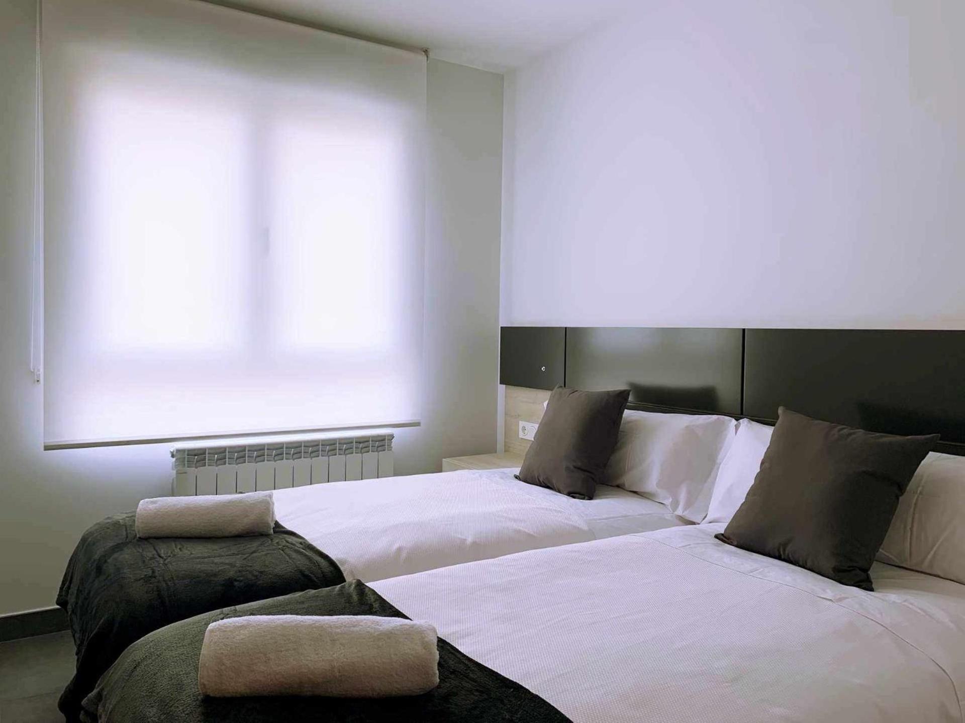 Ramon Y Cajal Suites De Luxe เลออน ภายนอก รูปภาพ